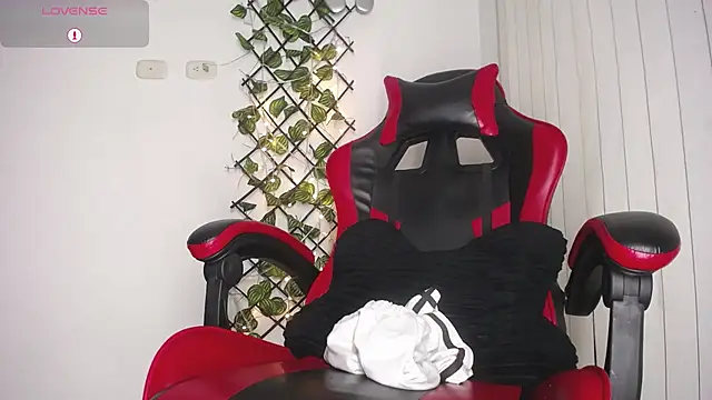 darkviper26 online show from April 5, 11:35 pm