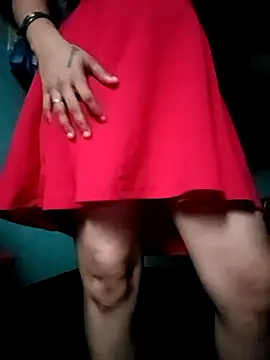 Snapshot of gunjan22 chatting on December 8, 10:30 am gunjan22 online show from December 8, 10:30 am