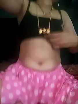 Snapshot of gunjan22 chatting on December 10, 8:51 am gunjan22 online show from December 10, 8:51 am