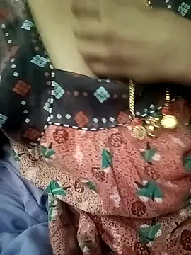 Snapshot of gunjan22 chatting on December 16, 10:40 am gunjan22 online show from December 16, 10:40 am