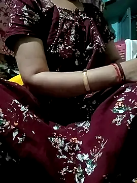 Snapshot of gunjan22 chatting on March 13, 9:10 am gunjan22 online show from March 13, 9:10 am