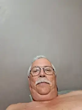 NawtyB1965 online show from April 15, 3:46 am