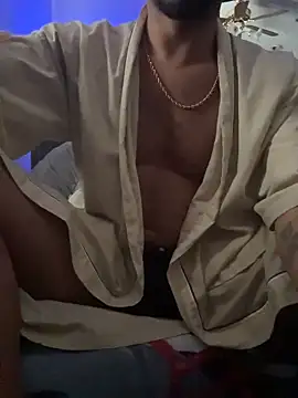 KySir1990 online show from February 2, 8:29 pm