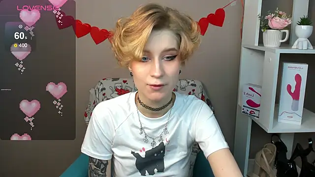 Angel Jules online show from February 17, 1:04 am