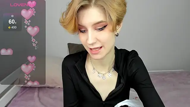 Angel Jules online show from February 18, 4:15 am