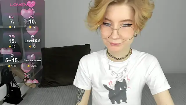 Angel Jules online show from February 26, 1:00 am