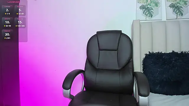 Snapshot of Marian_Boobs chatting on September 11, 7:03 pm Marian Boobs online show from September 11, 7:03 pm