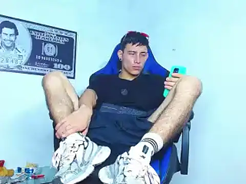 Snapshot of bab_boy_777 chatting on December 2, 7:14 am bab boy 777 online show from December 2, 7:14 am