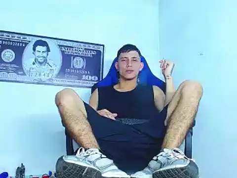 Snapshot of bab_boy_777 chatting on December 3, 10:40 pm bab boy 777 online show from December 3, 10:40 pm