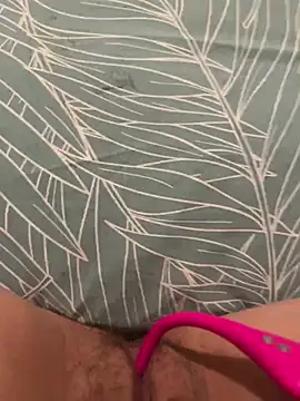 Snapshot of Sensolyss chatting on December 18, 8:47 pm Sensolyss online show from December 18, 8:47 pm