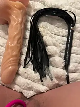 Snapshot of Sensolyss chatting on March 7, 7:38 pm Sensolyss online show from March 7, 7:38 pm