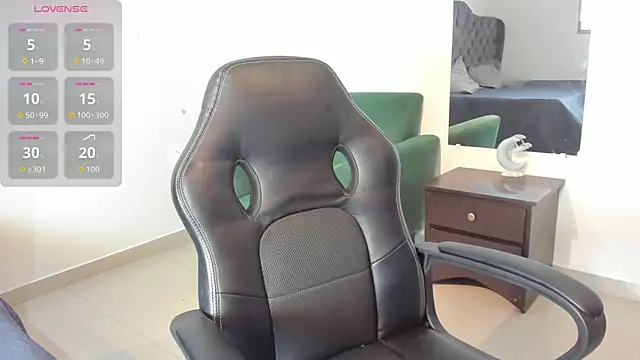  maria foxx  online show from October 30, 6:30 pm