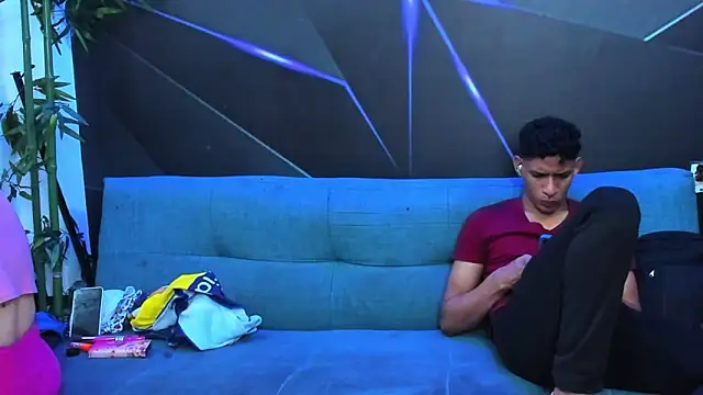 Snapshot of playsgirlhot chatting on February 10, 11:15 am playsgirlhot online show from February 10, 11:15 am