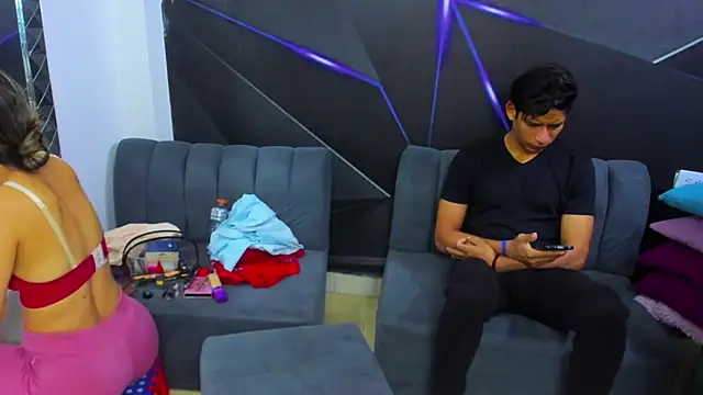 Snapshot of playsgirlhot chatting on October 3, 11:18 am playsgirlhot online show from October 3, 11:18 am