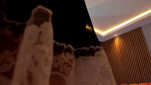 Eilin clio online show from February 20, 12:25 pm