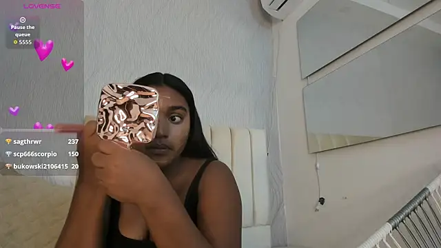 Snapshot of kayna_gomez chatting on September 19, 7:14 pm kayna gomez online show from September 19, 7:14 pm