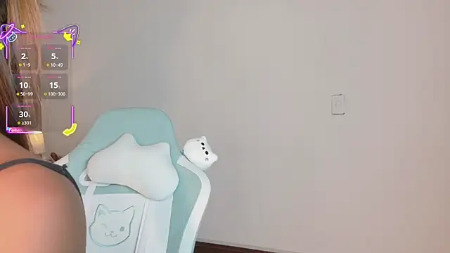 ahvi ebony online show from February 10, 12:53 pm