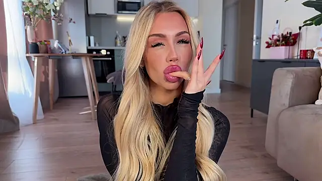 creambaby1 online show from April 11, 6:51 am