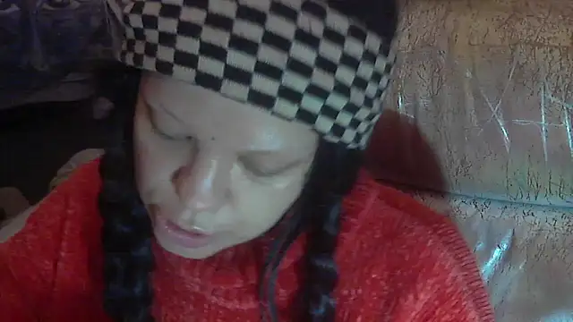 Snapshot of iva_spirit chatting on January 16, 12:31 pm iva spirit online show from January 16, 12:31 pm