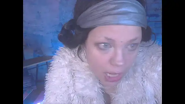 Snapshot of iva_spirit chatting on January 24, 2:49 am iva spirit online show from January 24, 2:49 am