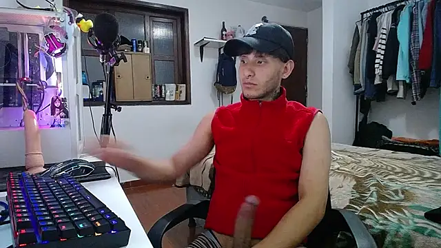 Snapshot of esjrobles chatting on January 19, 5:15 am esjrobles online show from January 19, 5:15 am