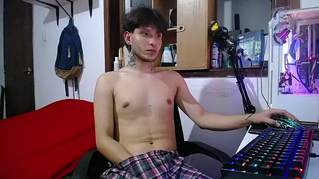 Snapshot of esjrobles chatting on March 2, 4:50 am esjrobles online show from March 2, 4:50 am