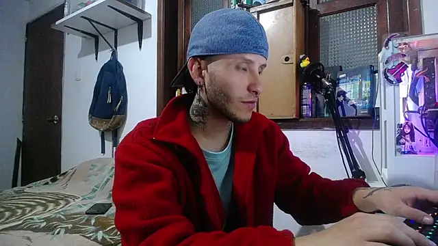 Snapshot of esjrobles chatting on March 5, 3:18 am esjrobles online show from March 5, 3:18 am