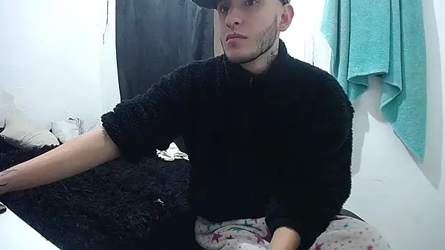 Snapshot of esjrobles chatting on September 13, 4:29 pm esjrobles online show from September 13, 4:29 pm