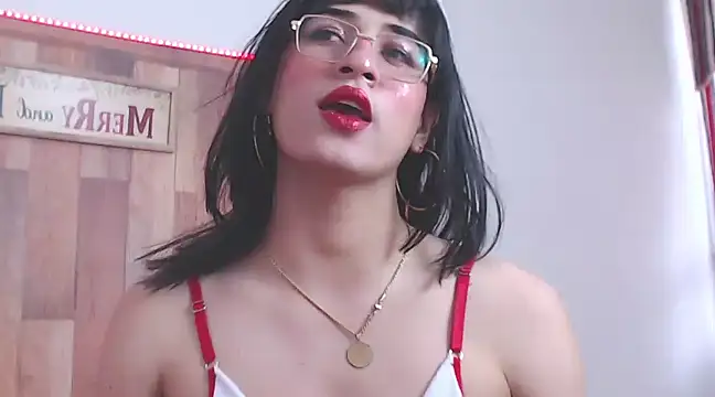 Snapshot of Raven_Whisper chatting on December 24, 7:44 pm Raven Whisper online show from December 24, 7:44 pm