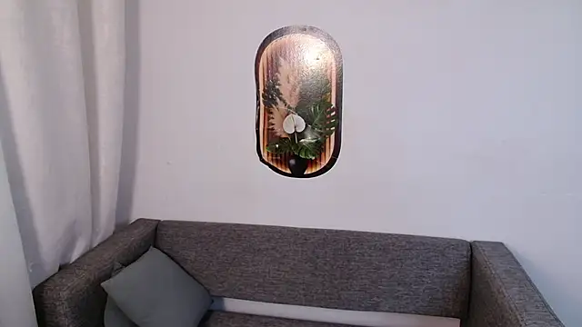 Snapshot of bellaa_love_ chatting on June 18, 1:28 am bellaa love online show from June 18, 1:28 am