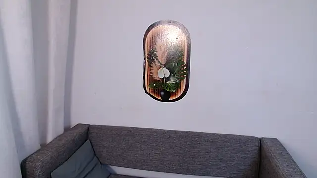 Snapshot of bellaa_love_ chatting on June 19, 12:04 am bellaa love online show from June 19, 12:04 am
