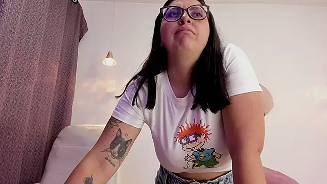 Vioolletta online show from October 24, 8:27 pm