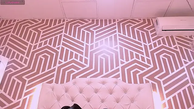 SashaDurante online show from February 28, 11:55 am