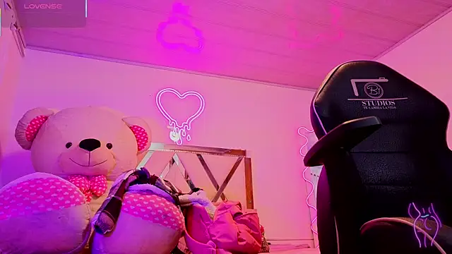 Laylafoxy tay online show from September 17, 3:08 am