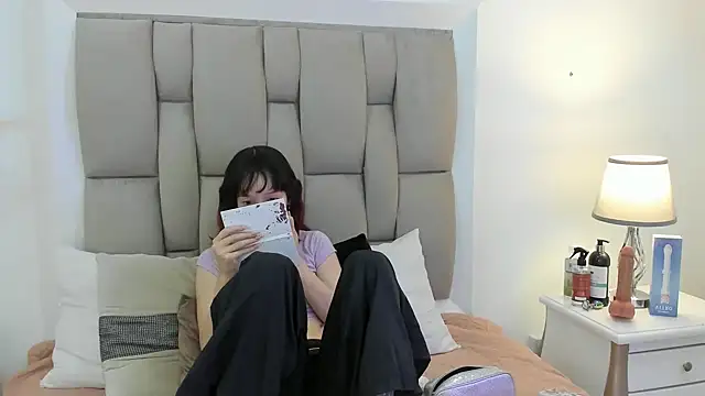 Snapshot of Nastya_Fantasy chatting on December 13, 7:32 pm Nastya Fantasy online show from December 13, 7:32 pm