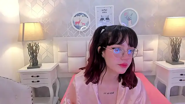 Snapshot of Nastya_Fantasy chatting on January 22, 5:17 pm Nastya Fantasy online show from January 22, 5:17 pm