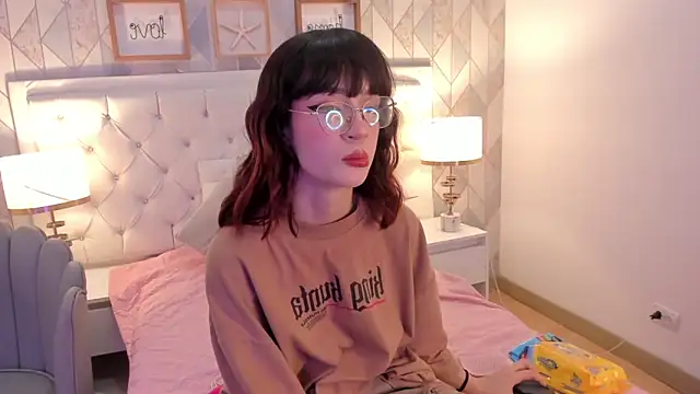 Snapshot of Nastya_Fantasy chatting on January 27, 7:24 pm Nastya Fantasy online show from January 27, 7:24 pm