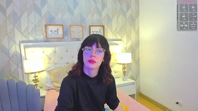 Snapshot of Nastya_Fantasy chatting on January 28, 7:32 pm Nastya Fantasy online show from January 28, 7:32 pm