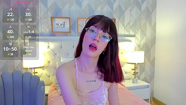 Snapshot of Nastya_Fantasy chatting on February 7, 7:17 pm Nastya Fantasy online show from February 7, 7:17 pm