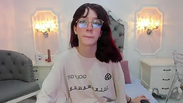 Snapshot of Nastya_Fantasy chatting on February 25, 11:19 am Nastya Fantasy online show from February 25, 11:19 am