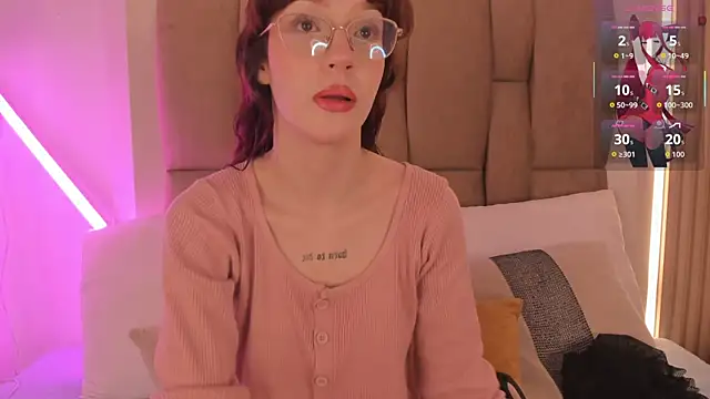 Snapshot of Nastya_Fantasy chatting on October 13, 7:47 pm Nastya Fantasy online show from October 13, 7:47 pm