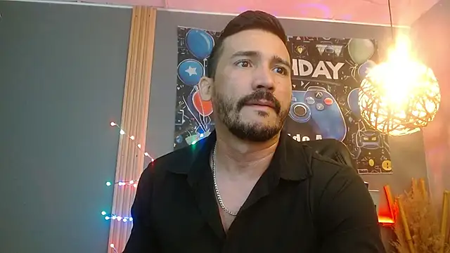 Reiko 85  online show from April 6, 2:40 pm