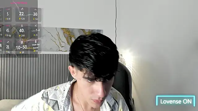 Dyla n18 online show from March 28, 7:57 pm