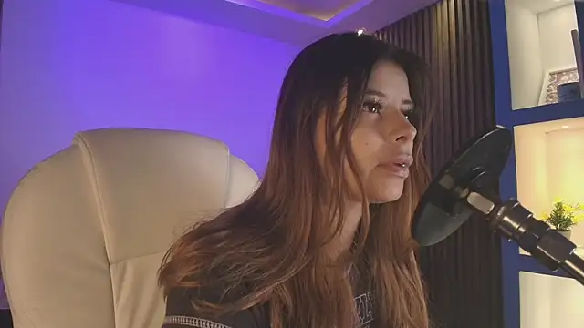 Antonella Torres2 online show from April 14, 3:23 am