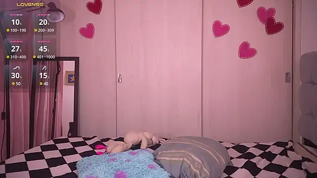 Snapshot of teobowny_ chatting on March 7, 4:22 pm teobowny online show from March 7, 4:22 pm