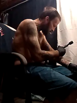 Whipit323 online show from March 1, 5:04 pm