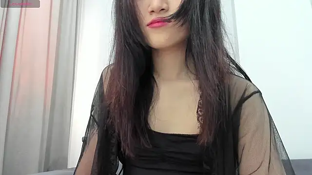 aenie online show from February 9, 9:05 am