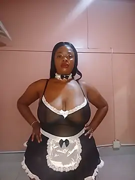 Snapshot of Luciouslips00 chatting on July 11, 12:08 pm Luciouslips00 online show from July 11, 12:08 pm