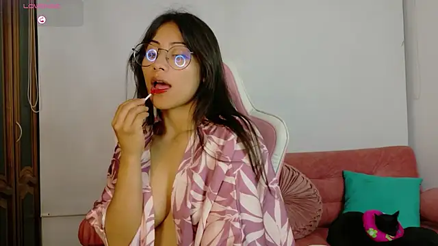 Jade Zephyra online show from February 9, 11:20 pm