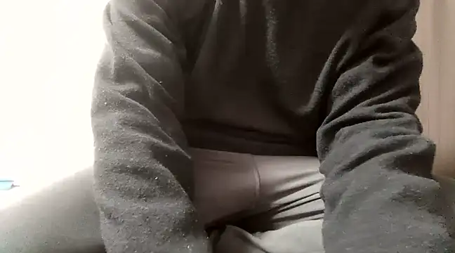 YU-KI00 online show from March 8, 3:39 am